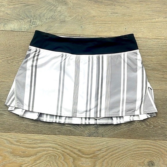 Lululemon Run:Pace Setter Pleated Tennis Skort/Skirt Groovy Striped Gray&White-6 - Picture 2 of 11